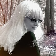 Лара Нуар on My World.